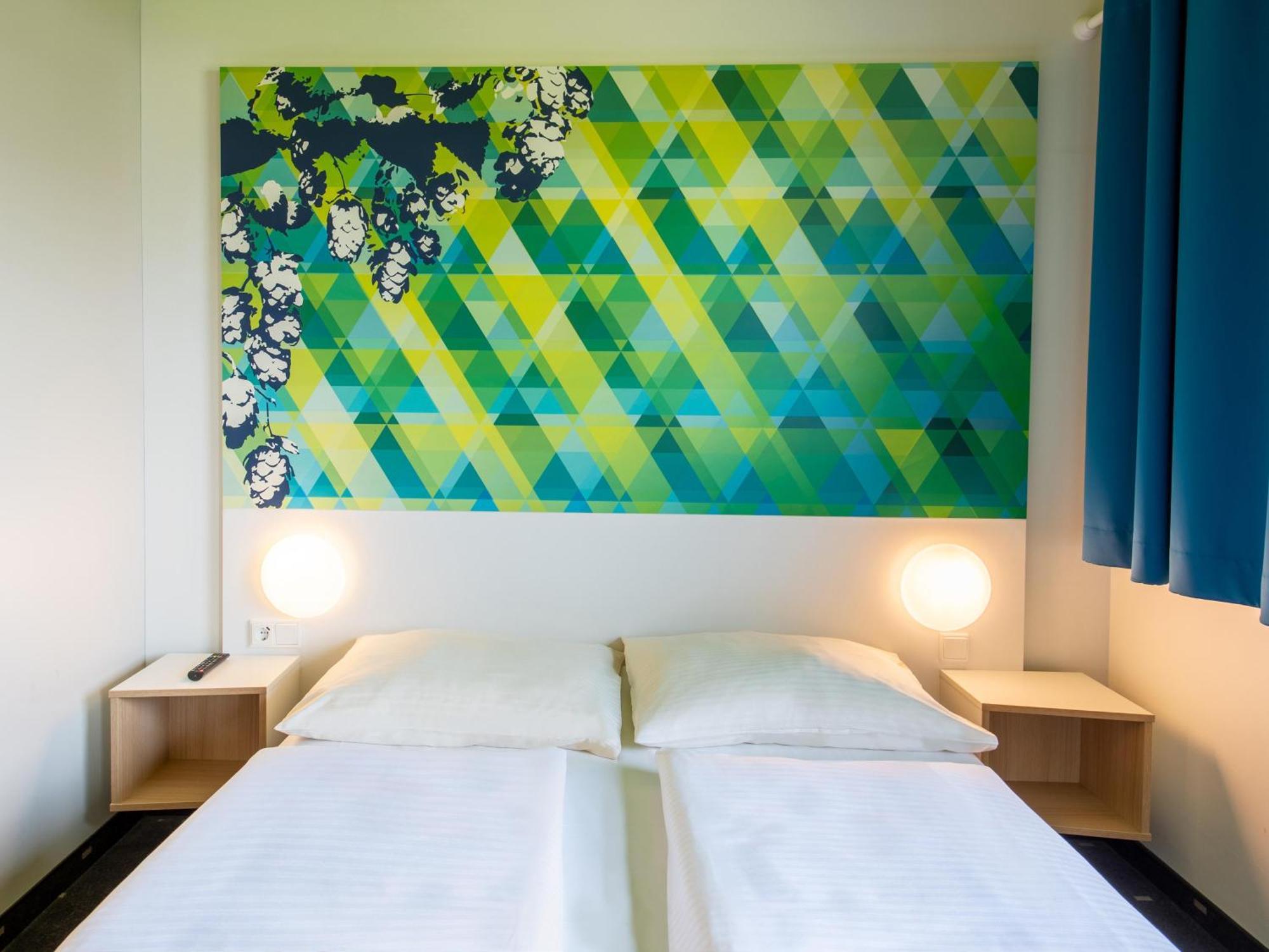 B&B Hotel Erlangen-Sued Exteriör bild