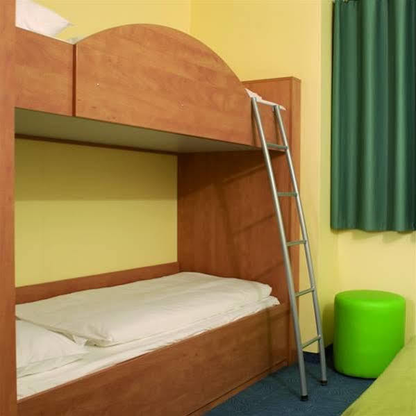 B&B Hotel Erlangen-Sued Exteriör bild